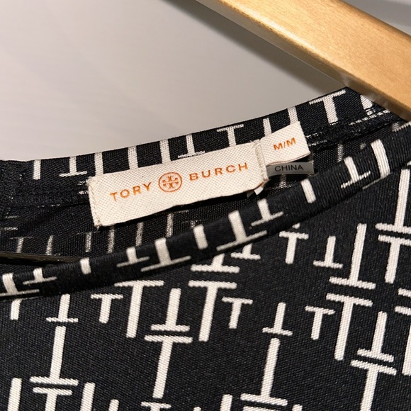 Tory Burch dress. 100% silk. Size M. - Picture 3 of 4